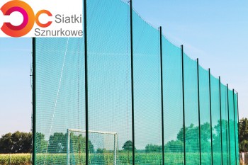 Siatka sznurkowa na ogrodzenia sportowe